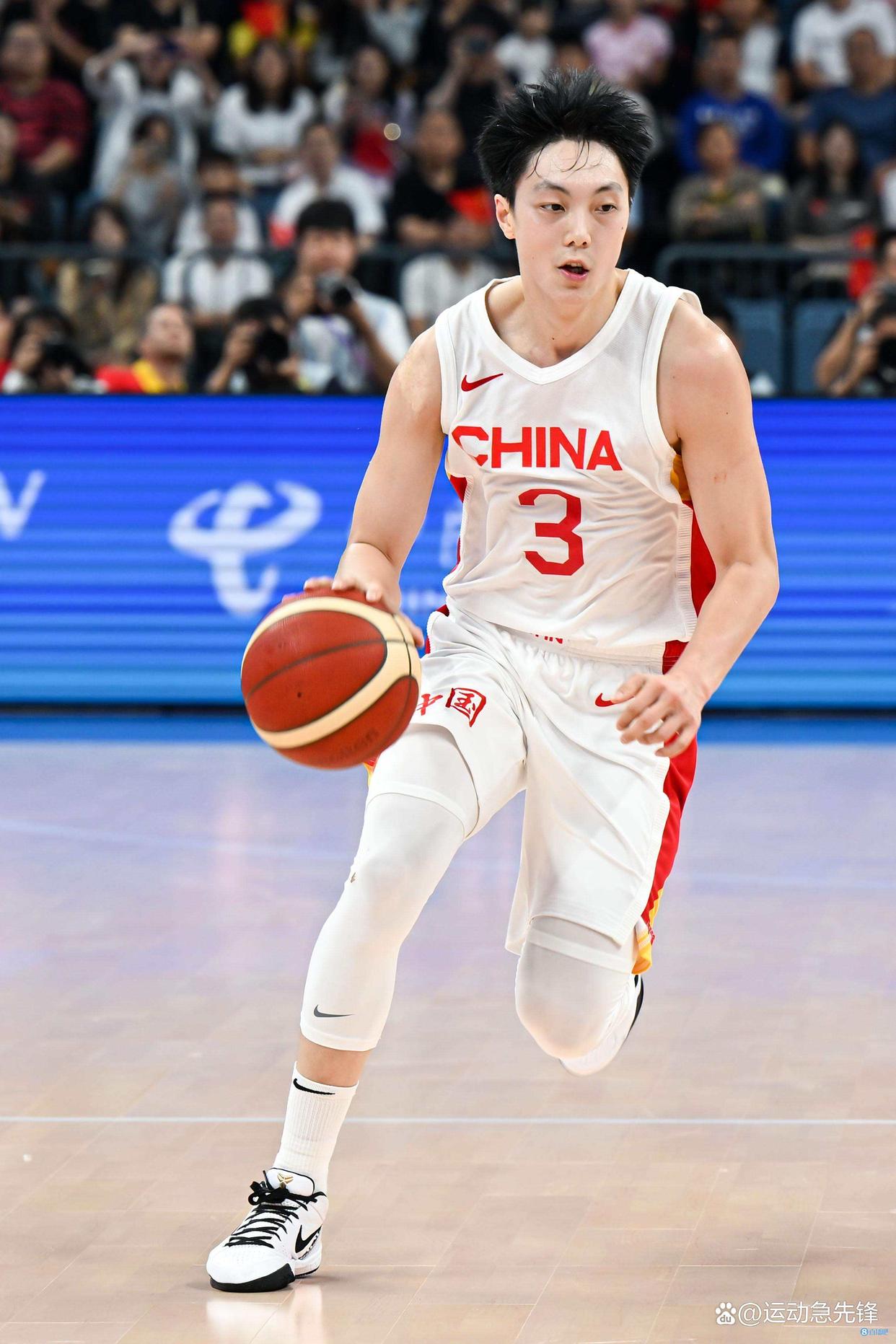 尼斯遗憾出局备战CBA季后赛广厦男篮复出首秀备战欧超杯，这操作让人直呼：风云突变比利亚雷亚尔转会期主帅复盘的简单介绍