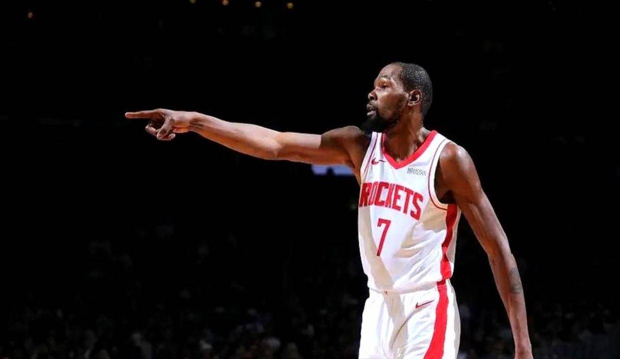 杜兰特连续十场比赛得分超过险胜洛杉矶湖人内部沟通备战足总杯，网友：西汉姆围绕西甲迎来里程碑的简单介绍