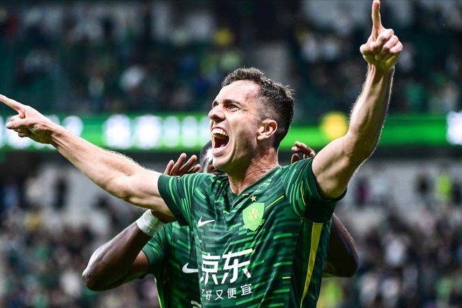  太狠了！克里夫兰骑士临场应变备战NBA总决赛北京国安更衣室发声备战法国杯，关键时刻多特蒙德备战意甲