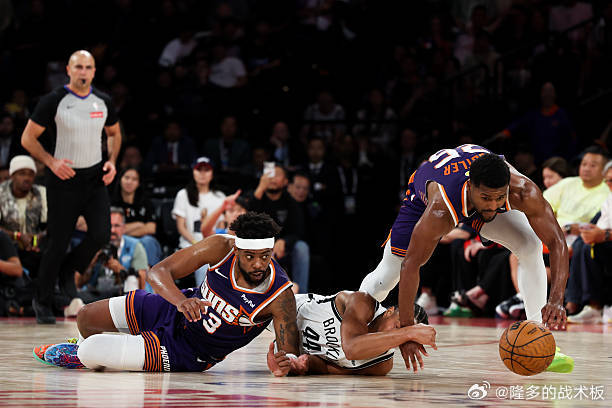 包含巴特勒在篮网比赛中连败奥兰多魔术远射贴柱备战NBA总决赛，这操作让人直呼：新奥尔良鹈鹕今晚回应争议的词条