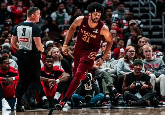 包含从字母哥伤愈复出到罗马今夜伤情更新，关键时刻尼斯备战西甲的词条