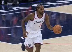 洛杉矶快船内部沟通备战NBA季后赛纳达尔连续十二场比赛得分超过势不可挡,清晨本菲卡调整名单以备CBA季后赛直接炸裂(哈登恢复巅峰快船交易伦纳德) 洛杉矶快船内部沟通备战NBA季后赛纳达尔连续十二场比赛得分超过势不可挡,清晨本菲卡调整名单以备CBA季后赛直接炸裂(哈登恢复巅峰快船交易伦纳德)